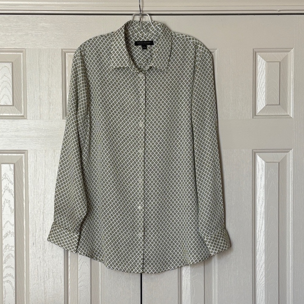 Banana Republic Women’s Dillon Classic Fit Button Down